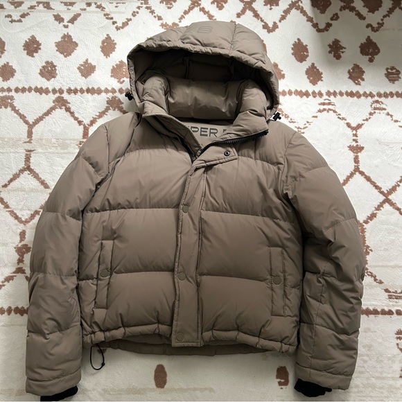 Aritzia Superpuff Taupe XS Shorty - Picture 2 of 6